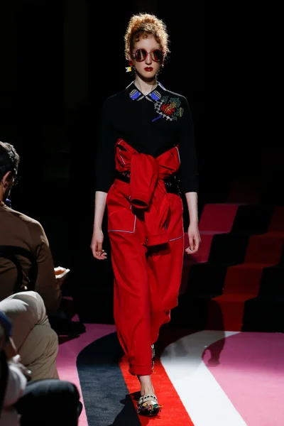 Look 45